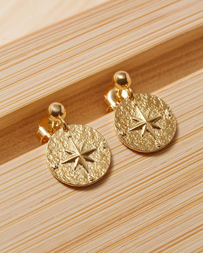 Gold-plated earring with wind rose detail Gold