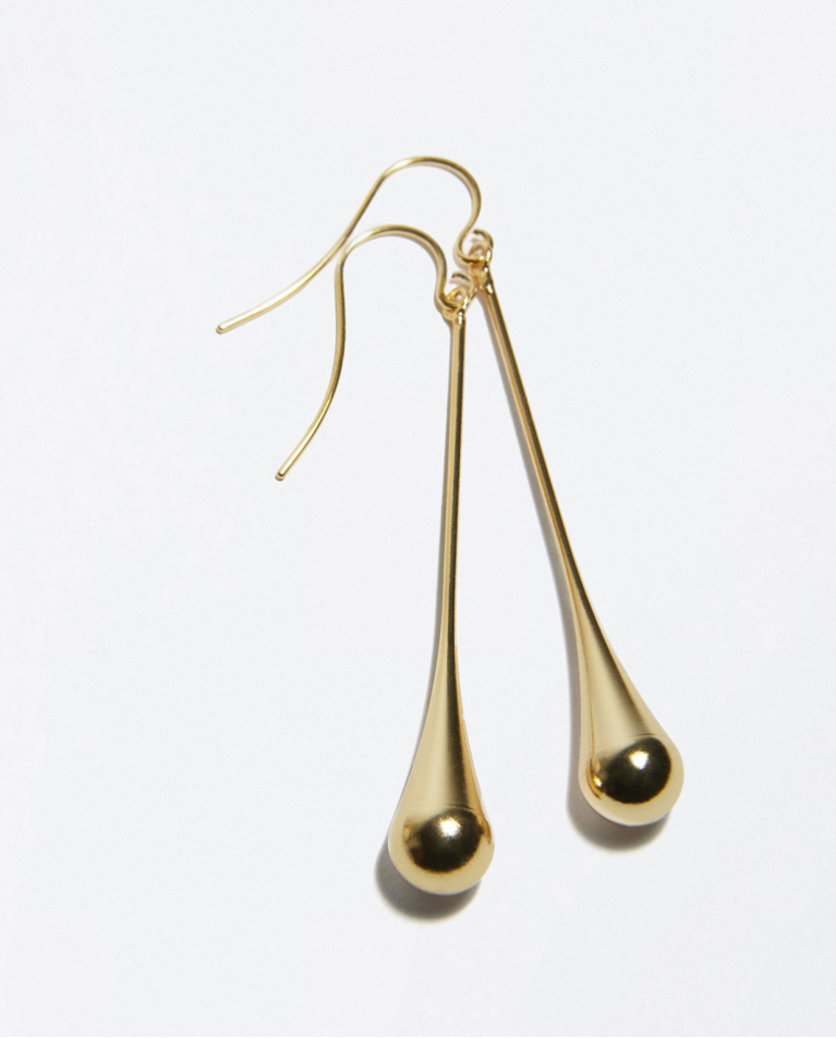 Long teardrop-shaped earring Gold