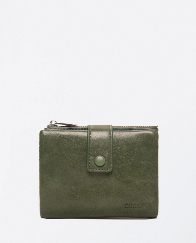 Medium wallet with card holder and plain coin purs Green