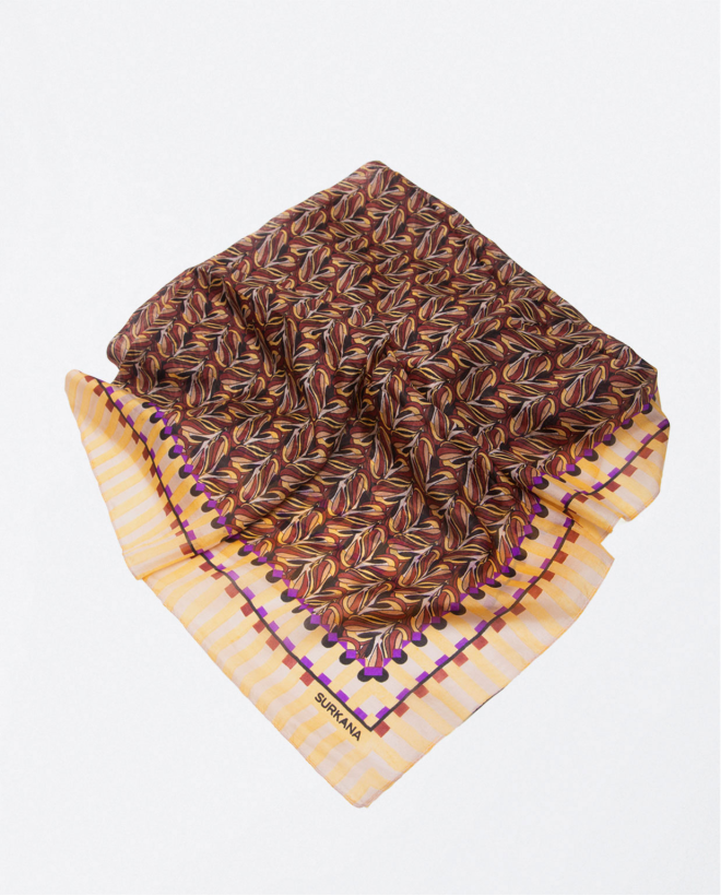 Geometric print silk scarf...