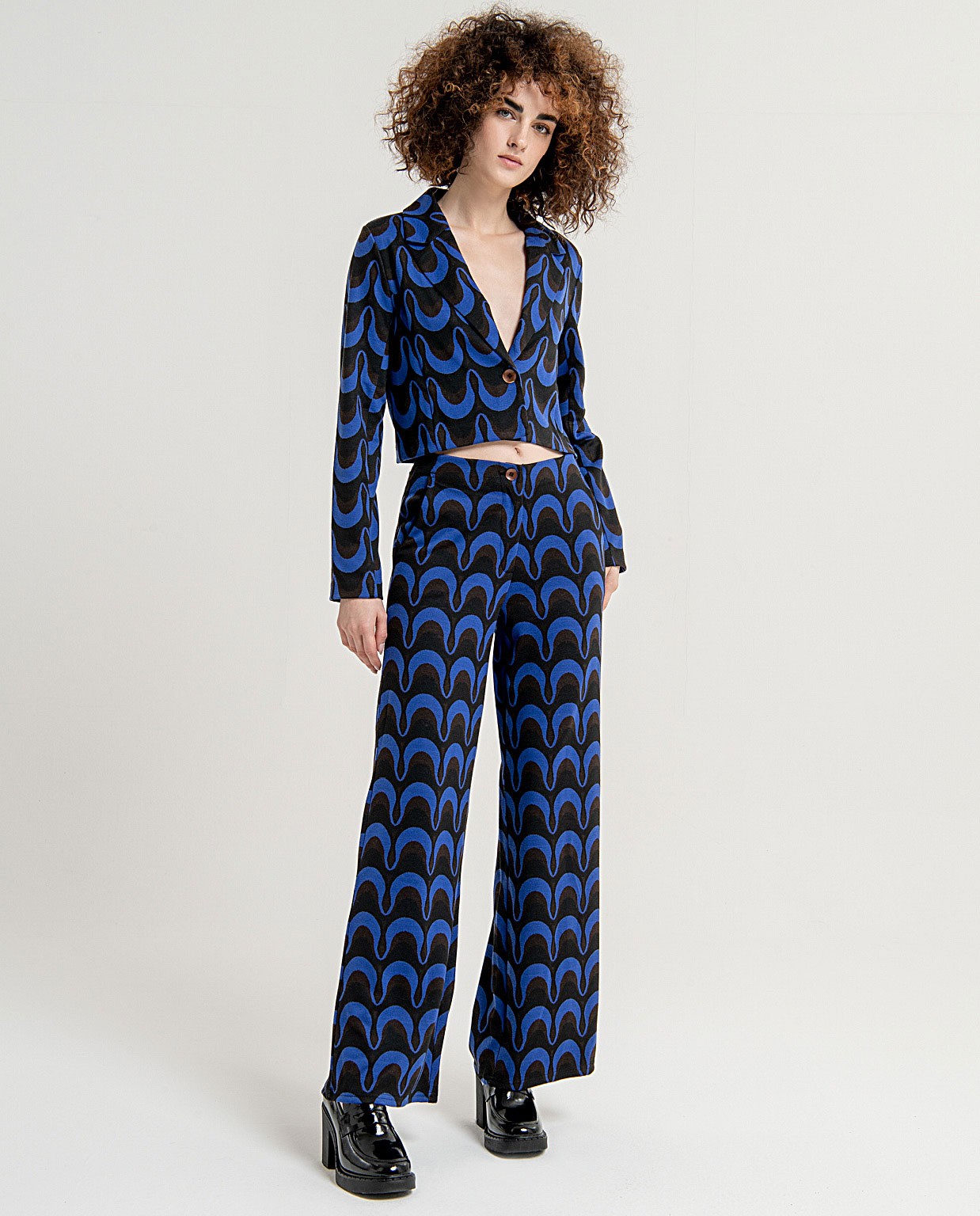 Wide elasticated and printed long trousers Blue