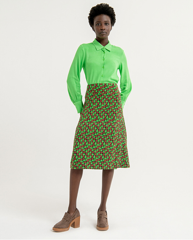 Falda midi corte lateral elástica y estampada Verde