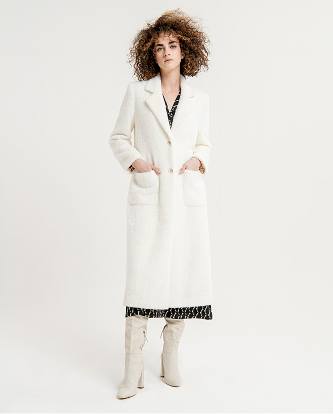 Fitted long coat with lapels, patterned White