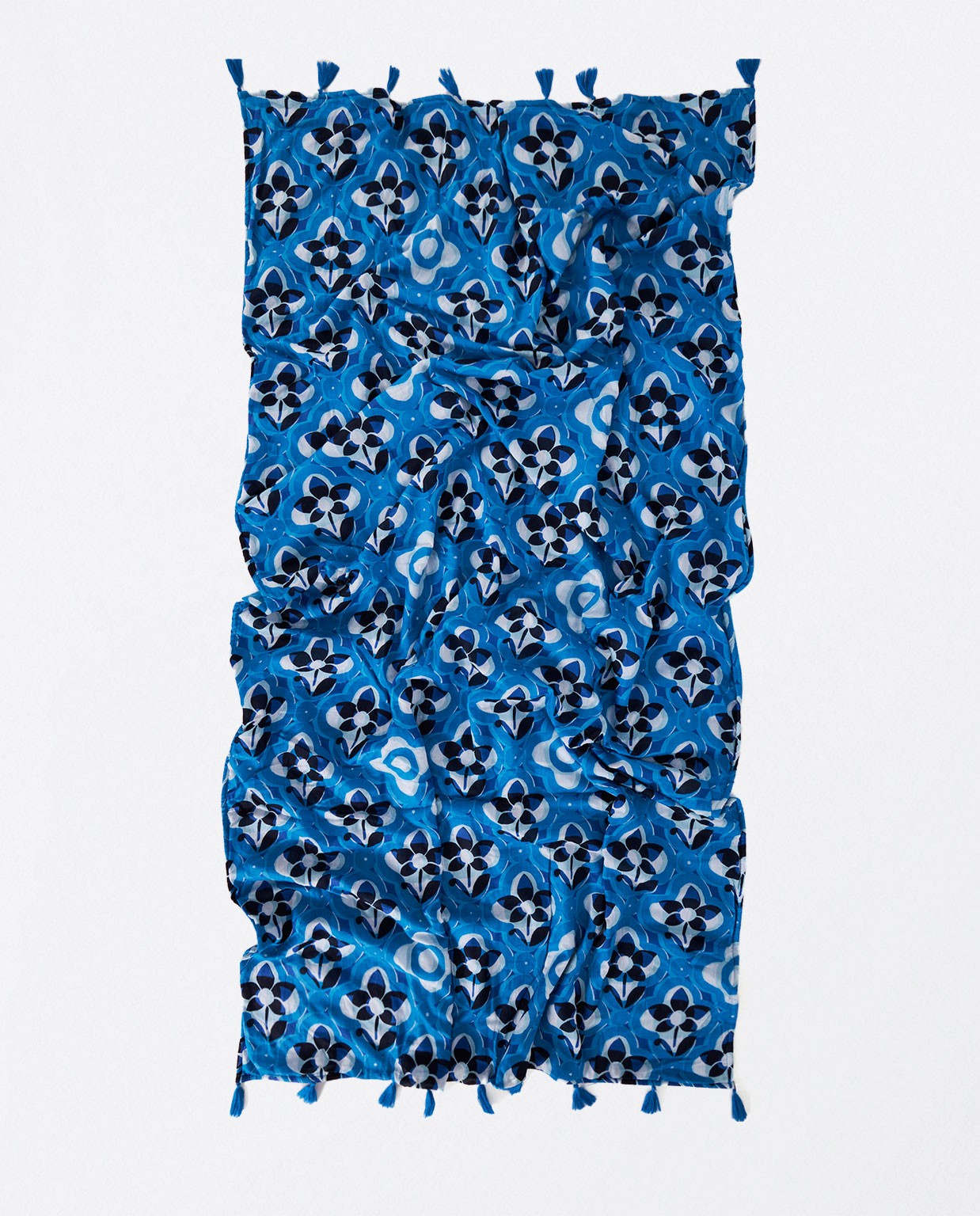 Scarf with pompoms Blue