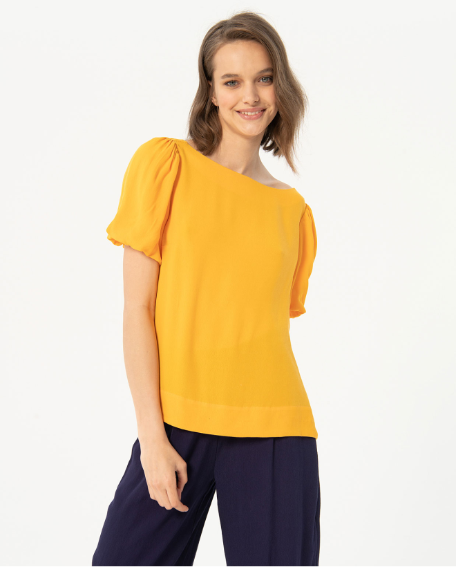 Plain crepe puffed sleeve t-shirt Yellow