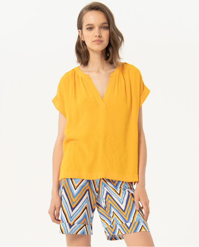 Plain plain crepe sleeve drop sleeve blouse Yellow