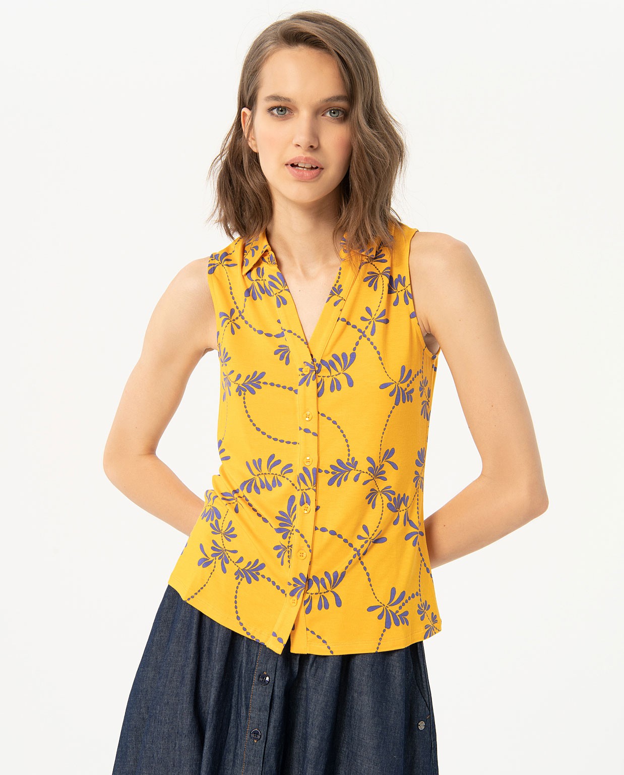 Printed sleeveless blouse Yellow