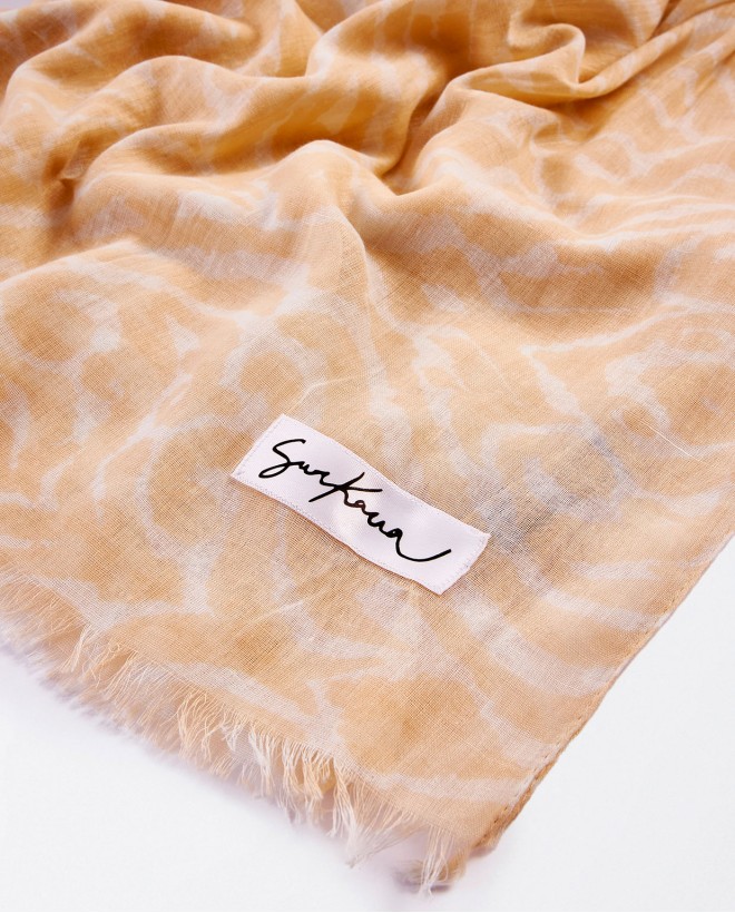 Printed sarong scarf Ecru
