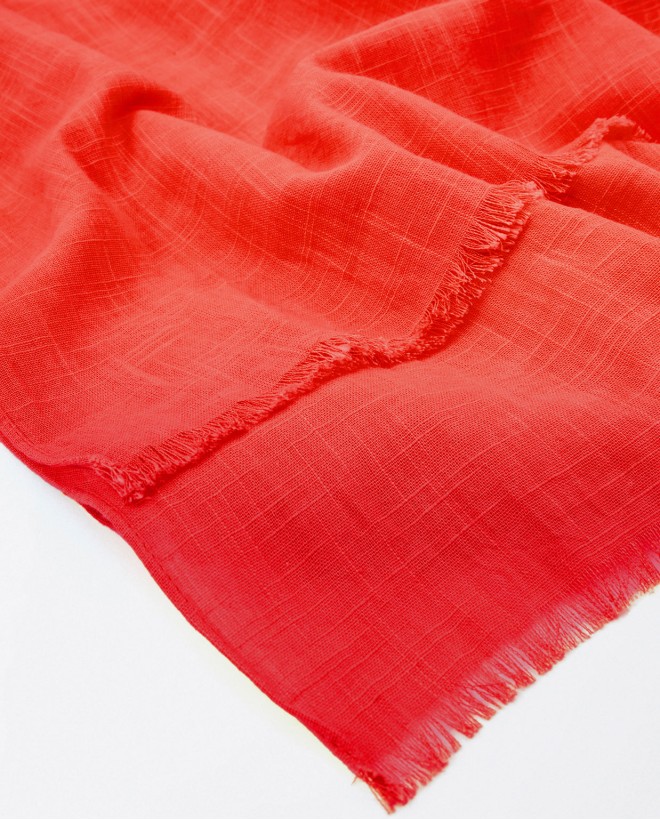Fringed degraded sarong scarf with bangs Red