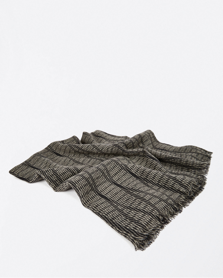 Printed viscose scarf Black