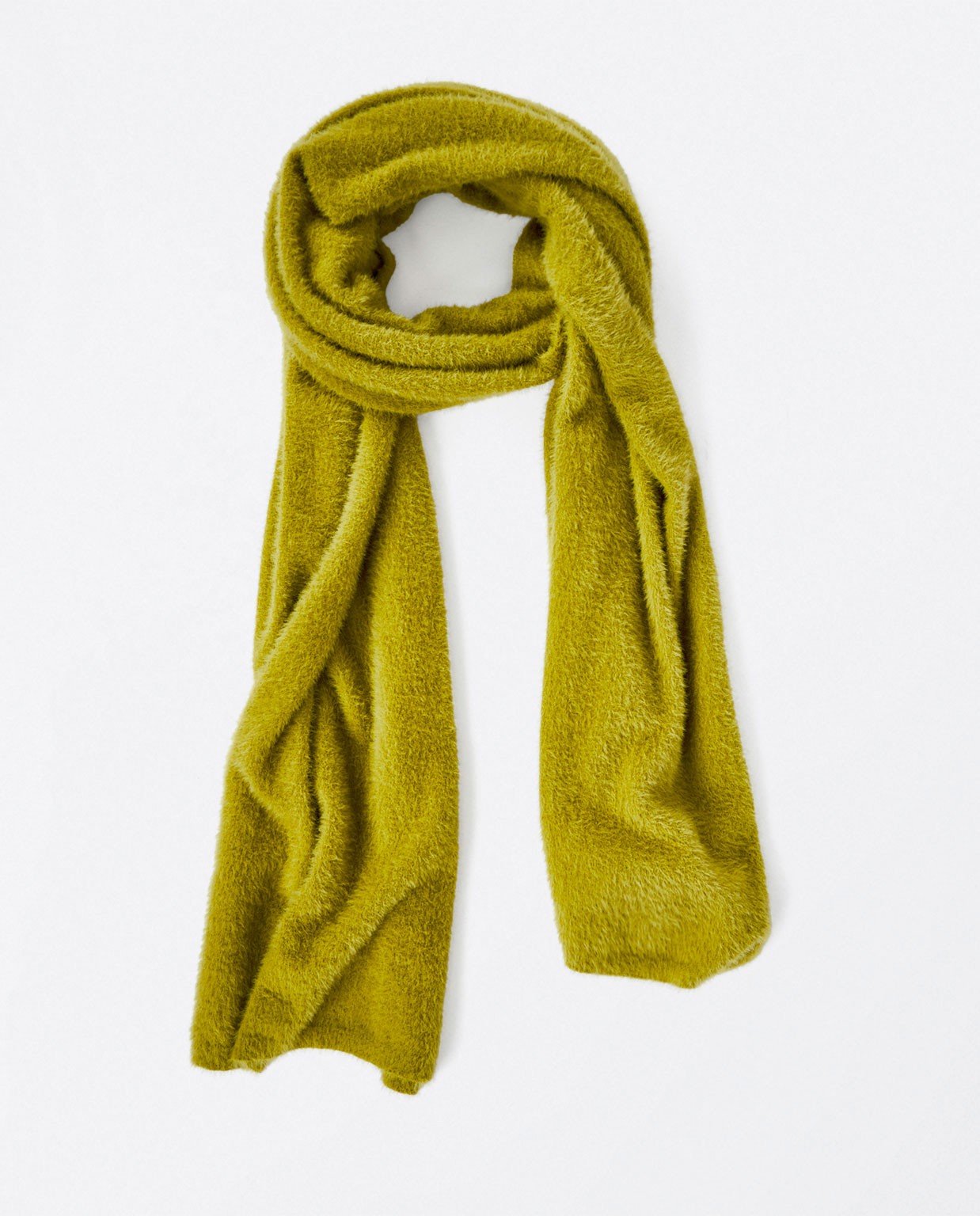 Plain knitted scarf with pile Green