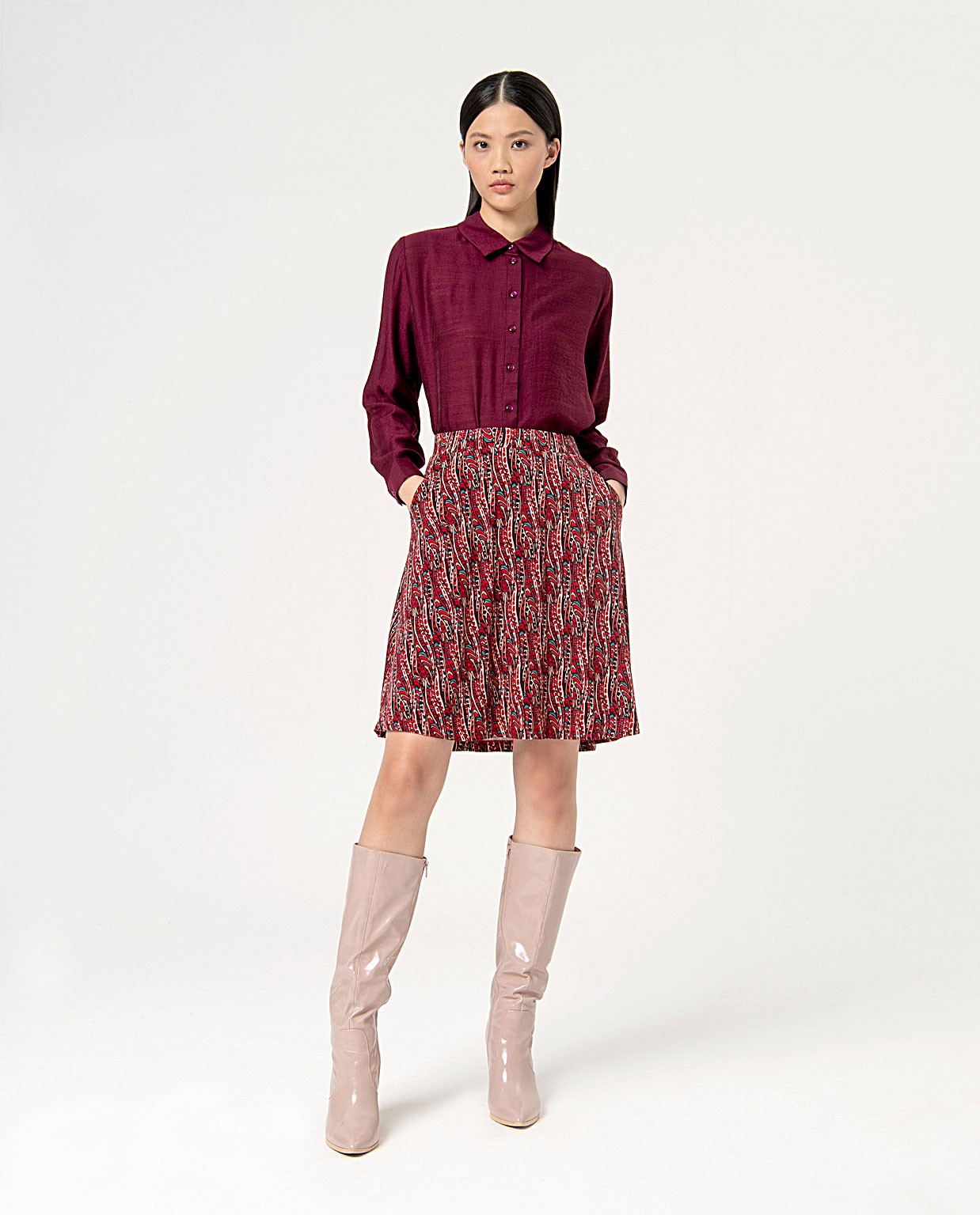 Printed flowing elastic skirt with flounce Maroon