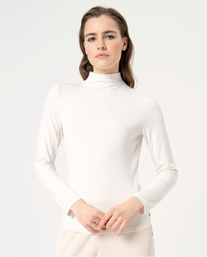 Plain long sleeve t-shirt...