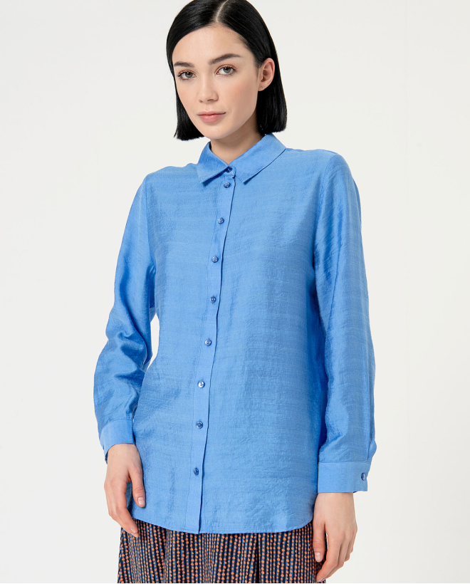 Smooth structured shirt with rounded hem Blue