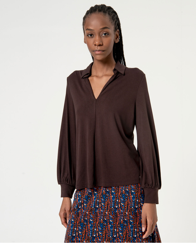 Plain V-neck flowing blouse Chocolate