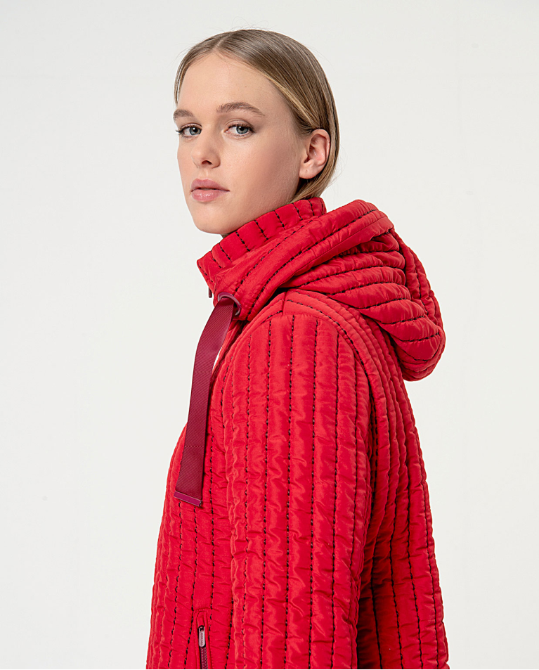 Plain fitted quilted jacket Red