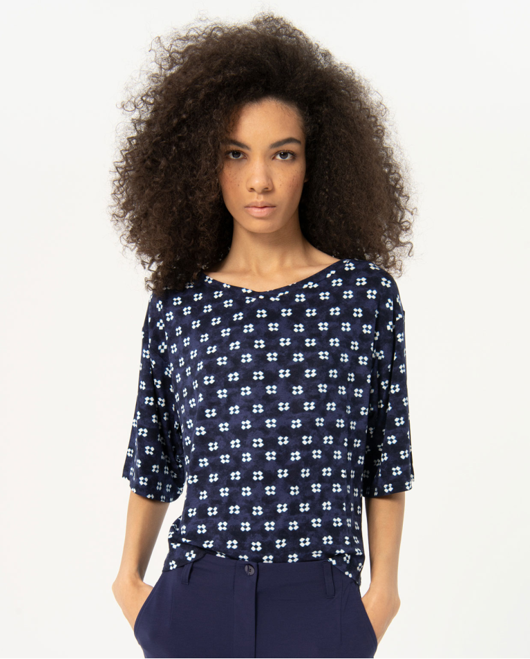 Printed 3/4 sleeve crepe t-shirt Navy blue