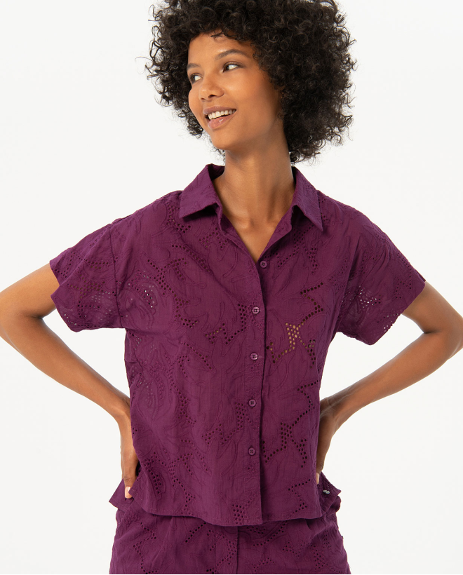 Plain embroidered and openwork short sleeve shirt Maroon