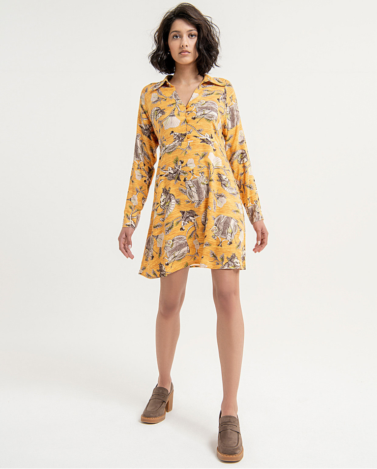 Short dress with printed shirt collar Brown