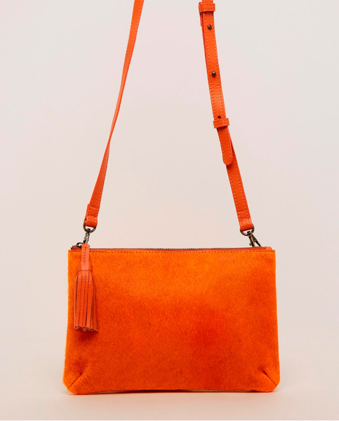 Bolso bandolera pequeño. piel combinada. Naranja