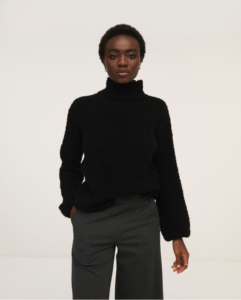 Tricot sweater with high neck and puffly sleeves Black