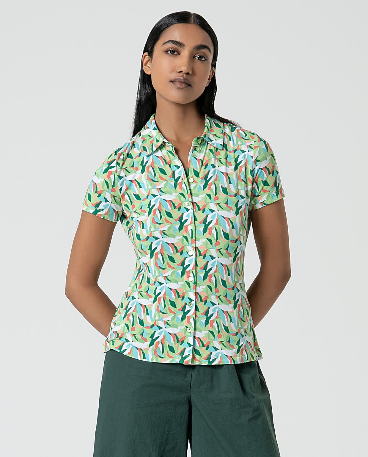 Printed short-sleeved stretch shirt Green