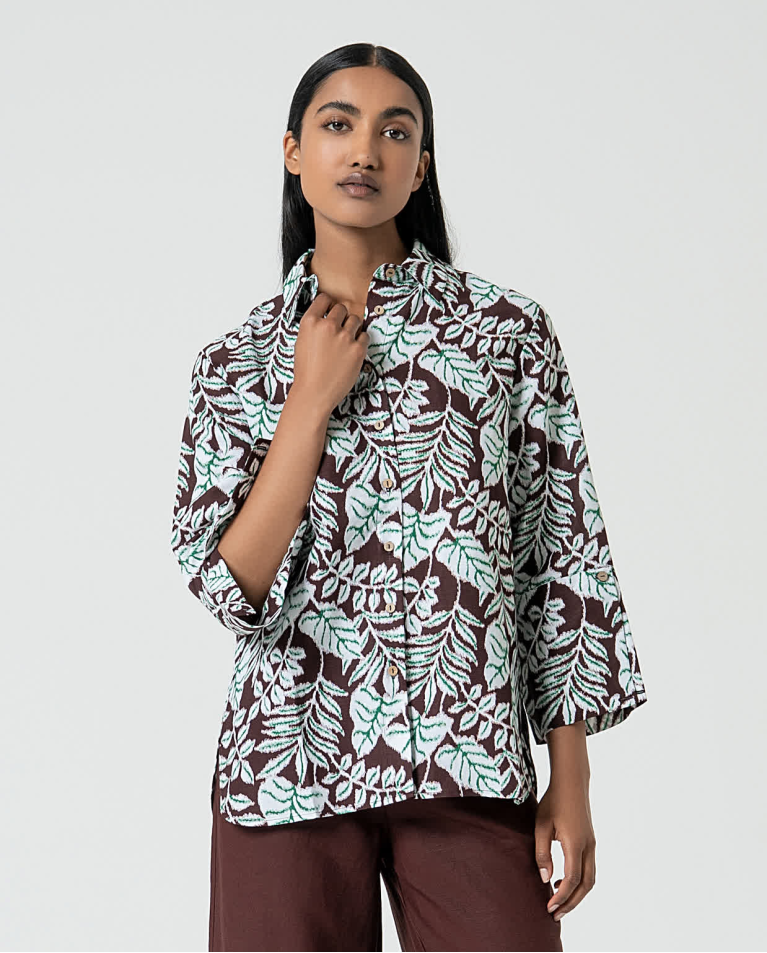 Camisa oversize de lino estampada Marrón