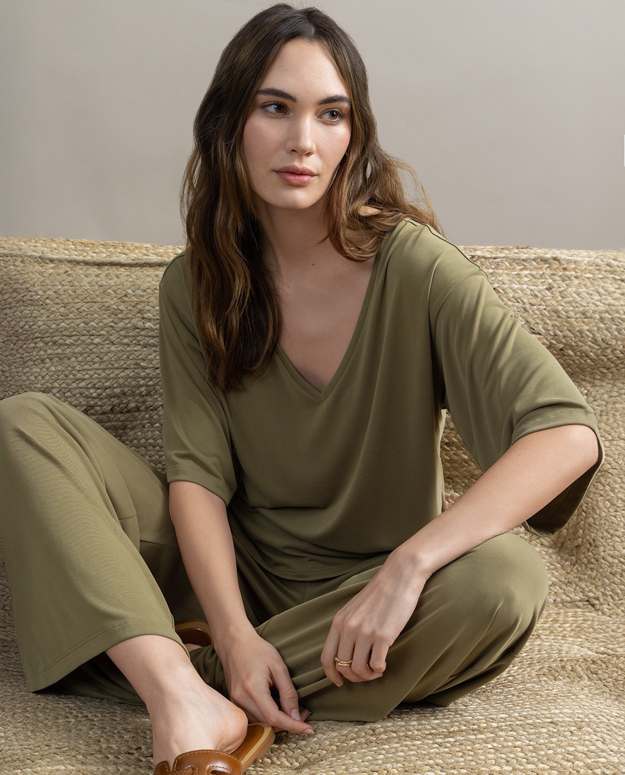 Wide-leg stretch PANTS Khaki