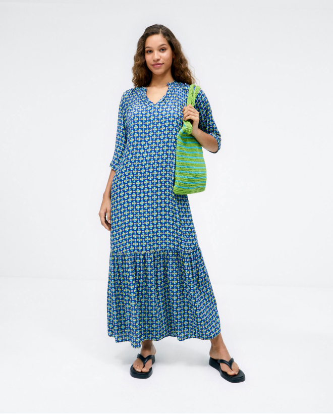 Robe longue et fluide à volants. Imprimé Bleu