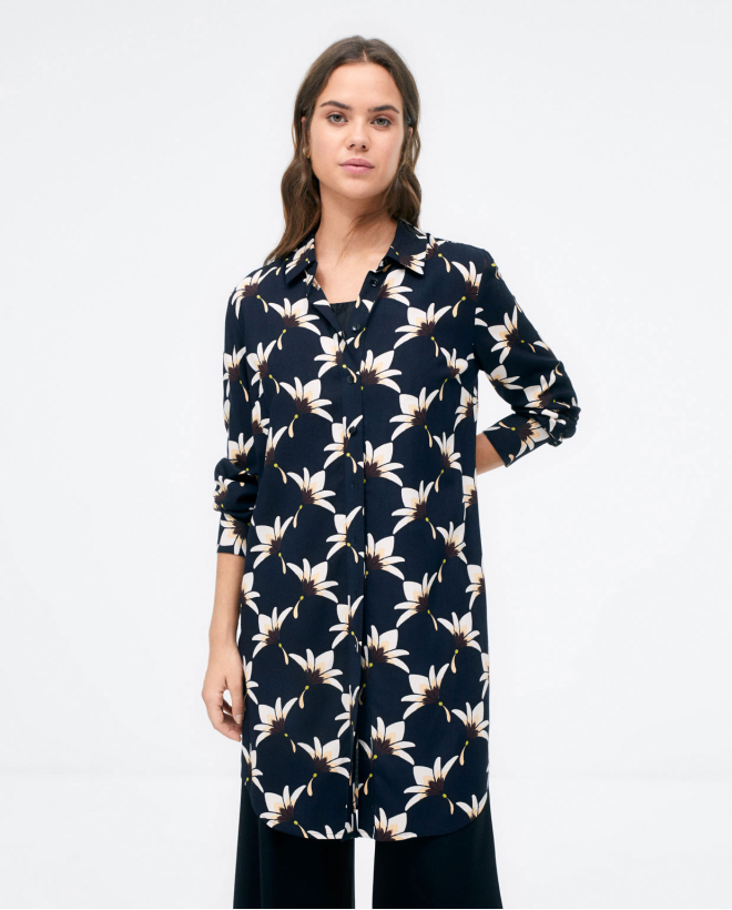 Chemise à manches longues. Imprimé floral Noir