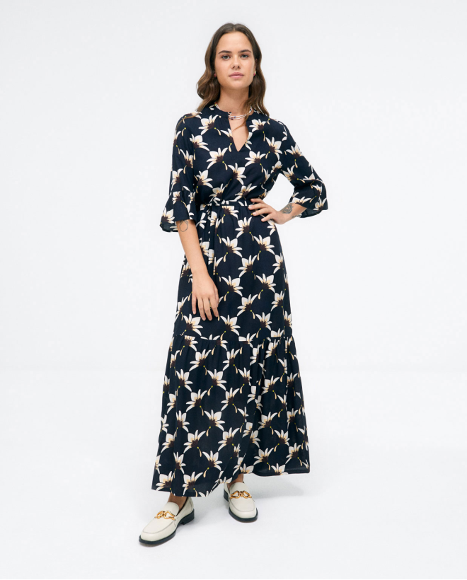 Midi dress with ruffle sleeves. Black