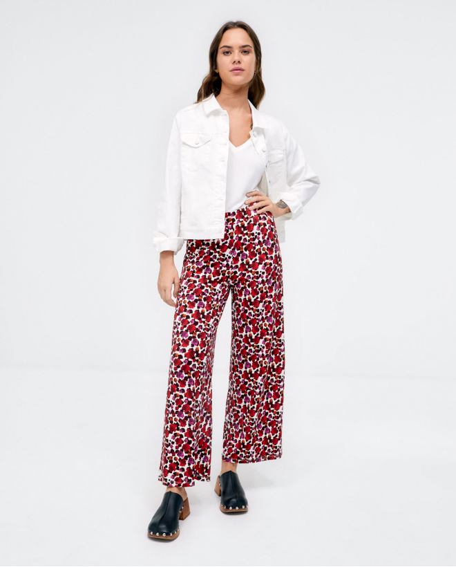 Pantalon long et large....