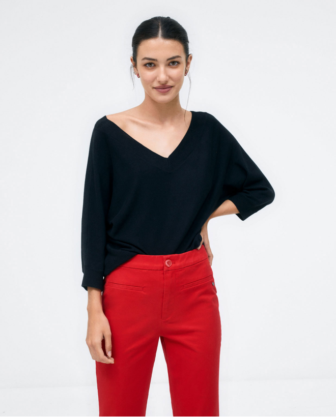 Pantaloni lunghi a campana. Elastico. Semplice Rosso