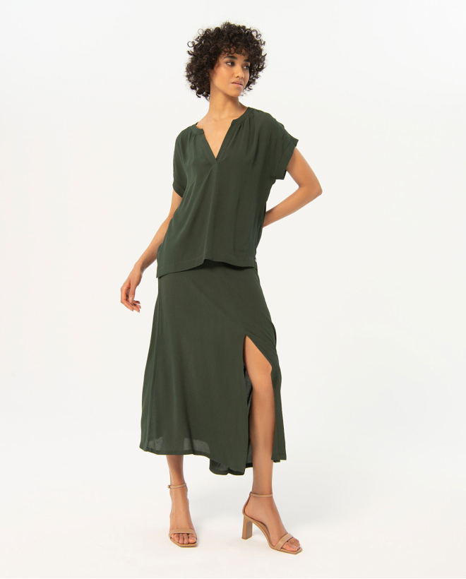 Plain plain crepe sleeve drop sleeve blouse Khaki
