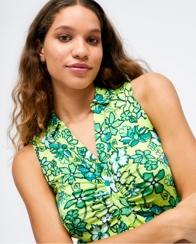 Chemise sans manches avec manches plissées. Elasti Vert