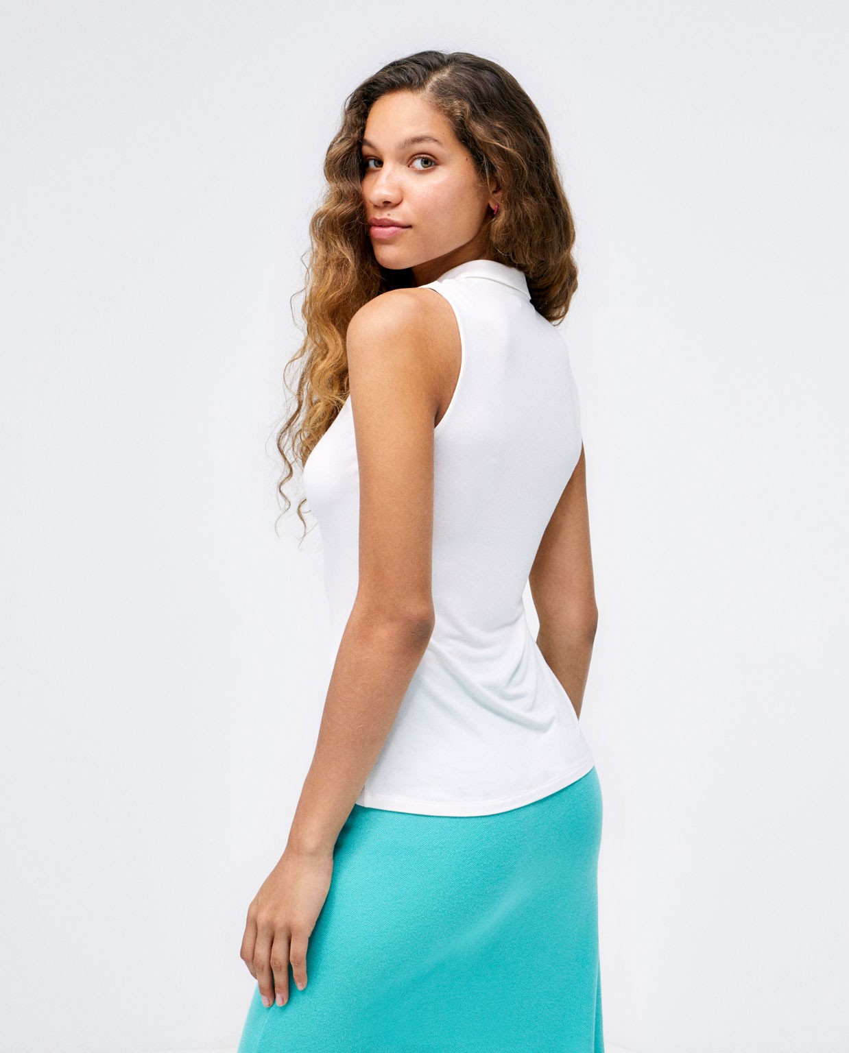 Camicia senza maniche arricciata. Elastico Bianco