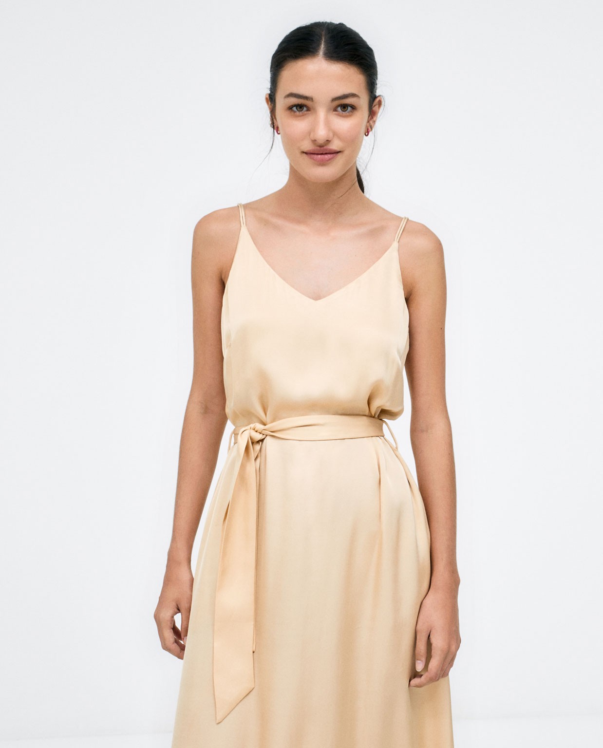 Midi dress with straps and belt. Plain  Beige