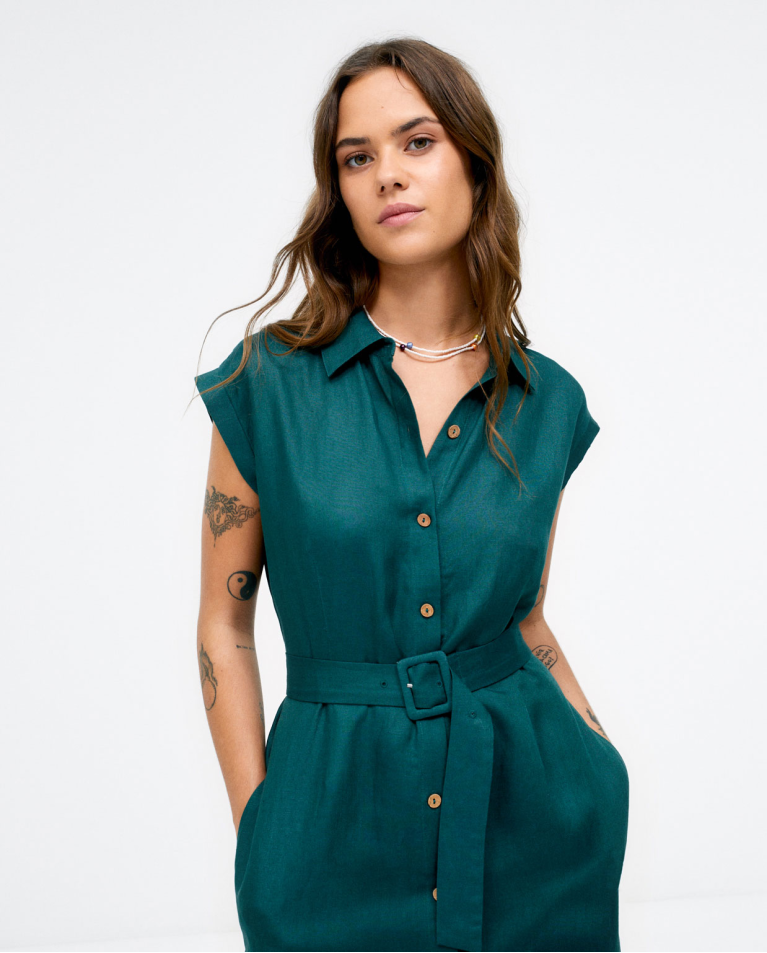 Abito midi a camicia. Maniche giapponesi. Liscio Kaki