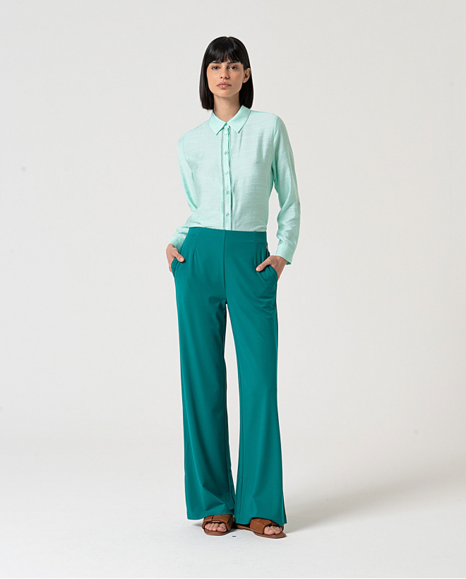 MU:Pantalon droit avec détail ceinture Émeraude