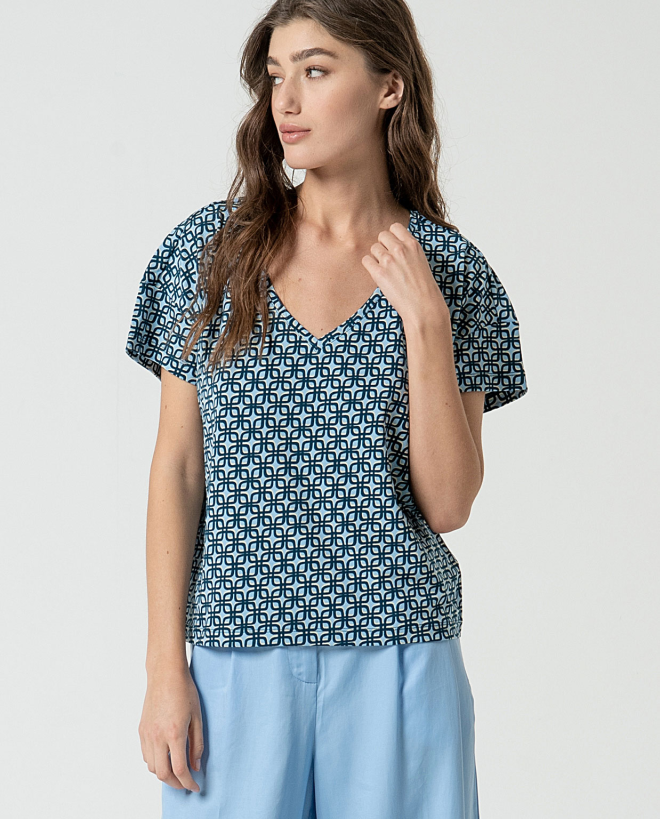 MU:Short sleeve T-shirt V-neck Blue