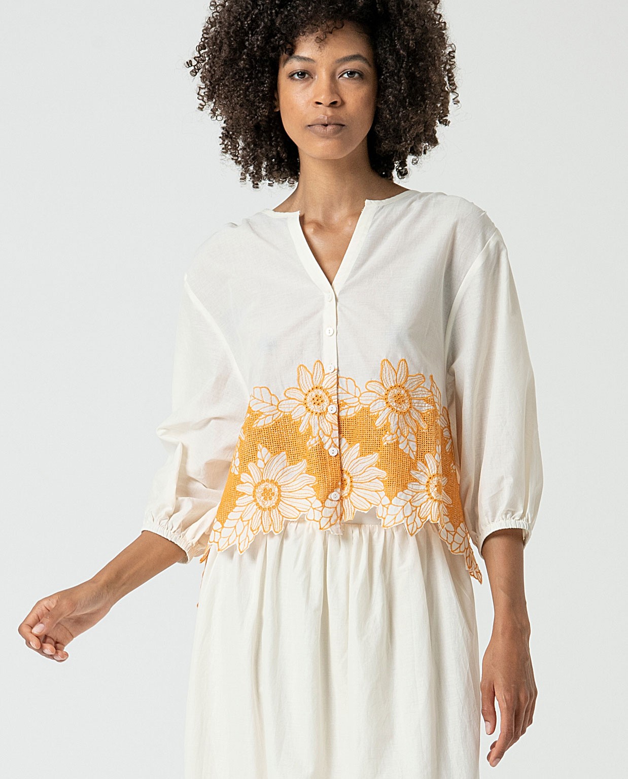 MU:Blouse à manches oversize en bas Beige