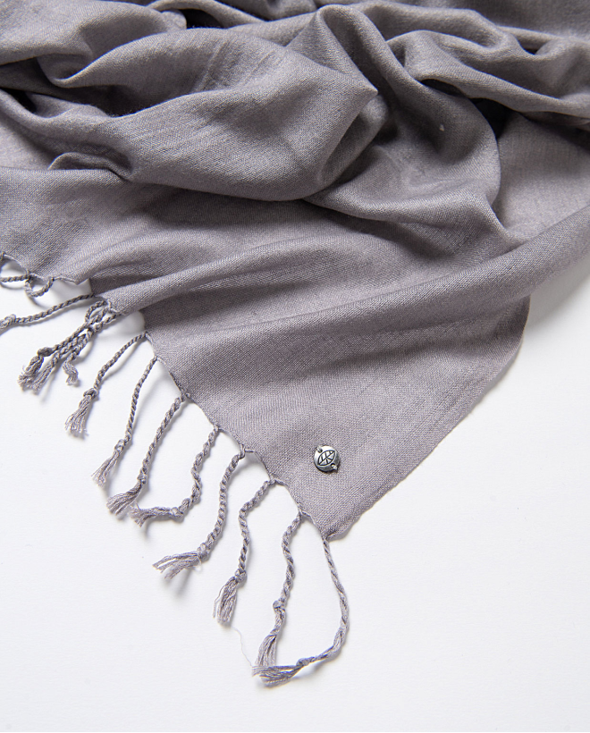 Echarpe en modal et laine avec franges Gris poudré