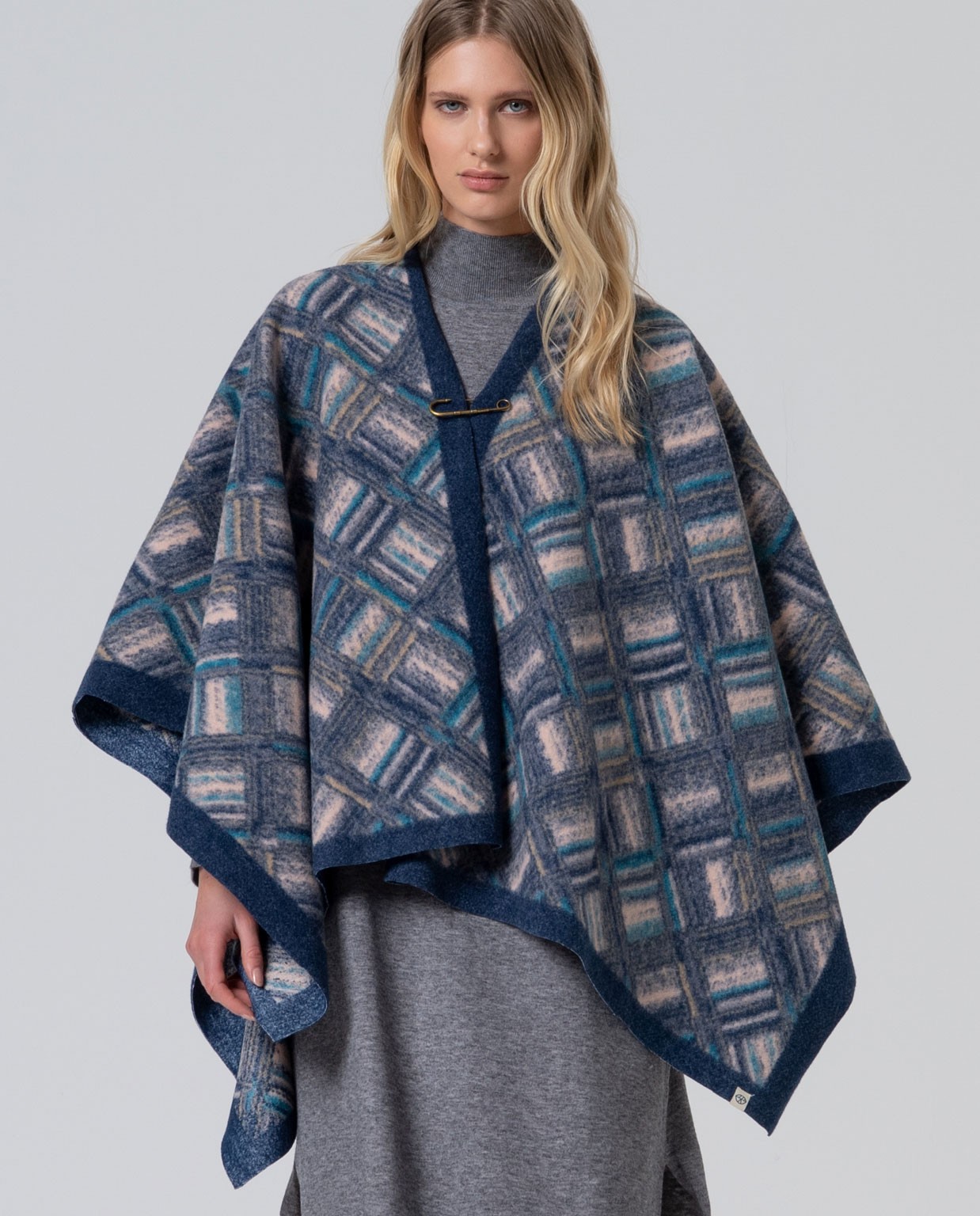 Poncho jacquard con spilla da balia Azzurro