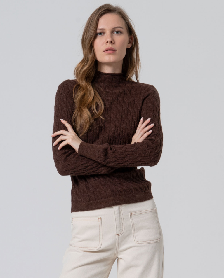 Maglia a trecce con collo alla perkins Cioccolato