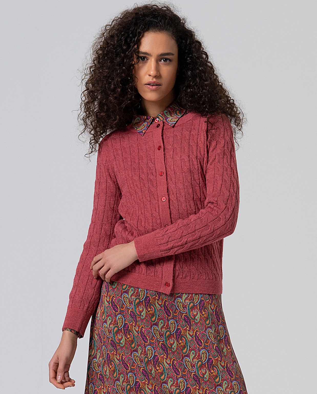 Cardigan corto in maglia a cavi Rosa