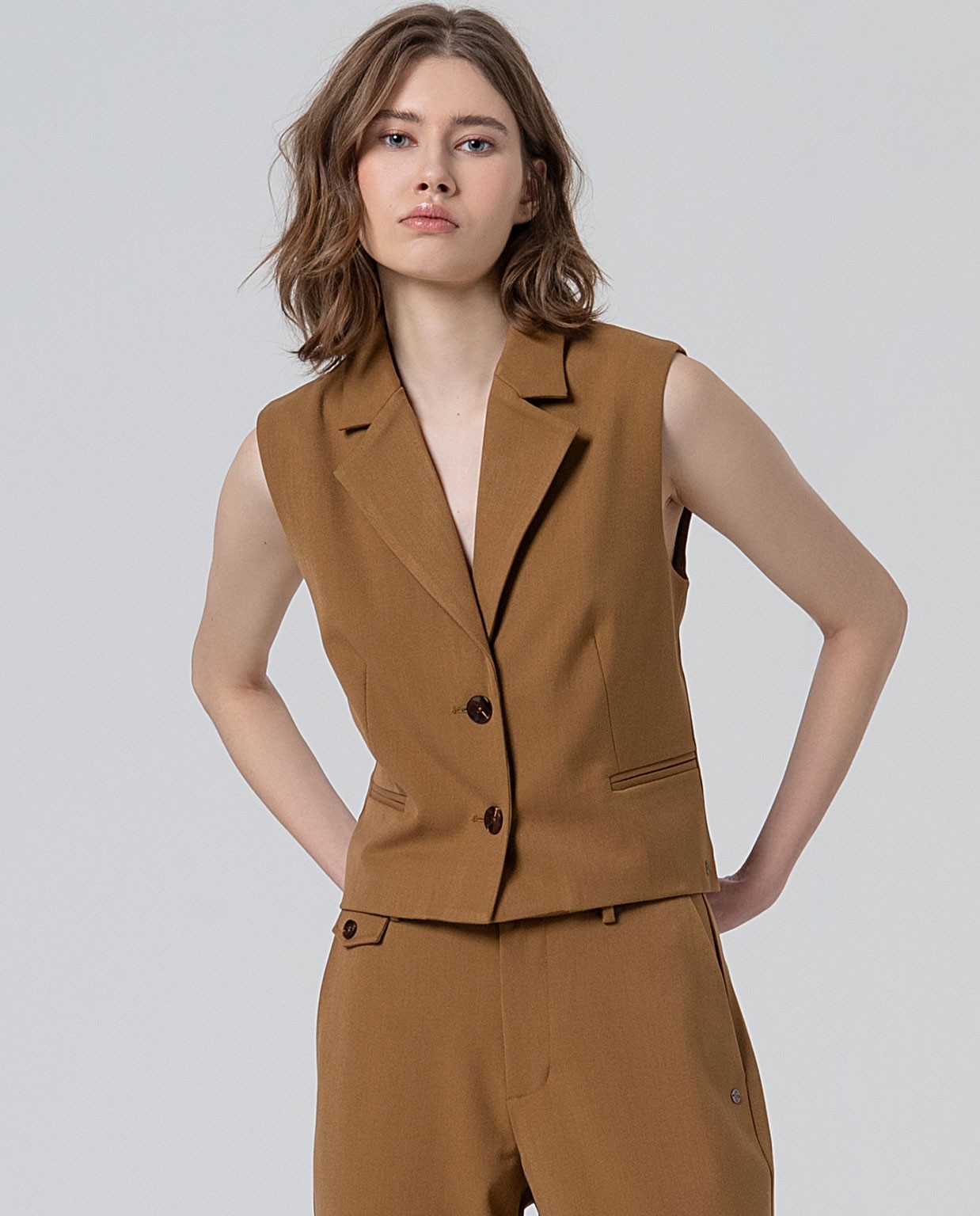 Gilet avec doublure en satin imprimé Camel
