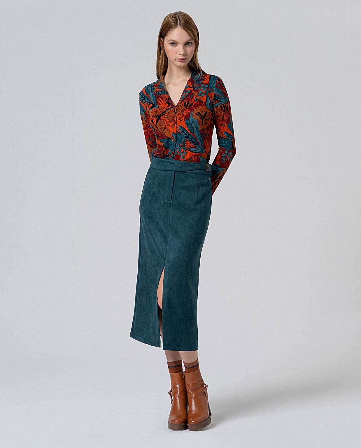 Velvet elastic midi skirt Bottle Green