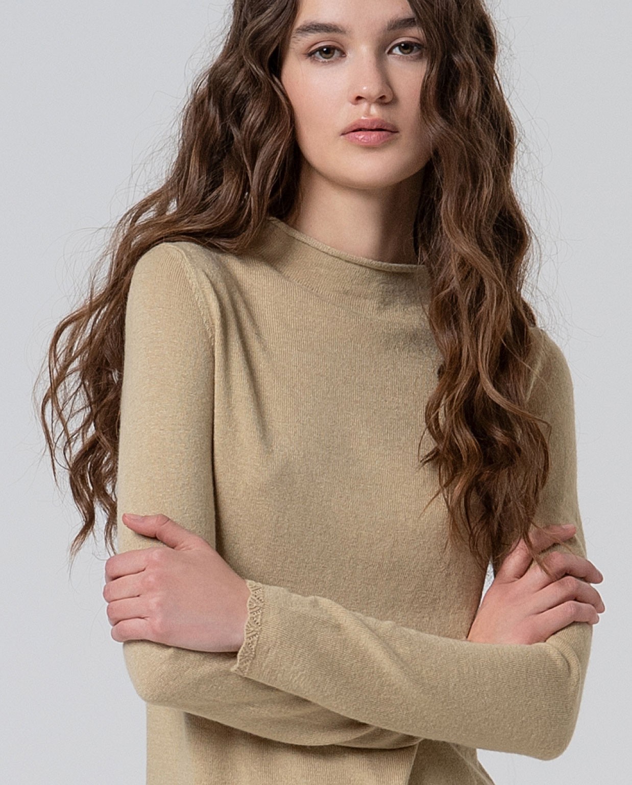 Pull tricoté col perkins Écru