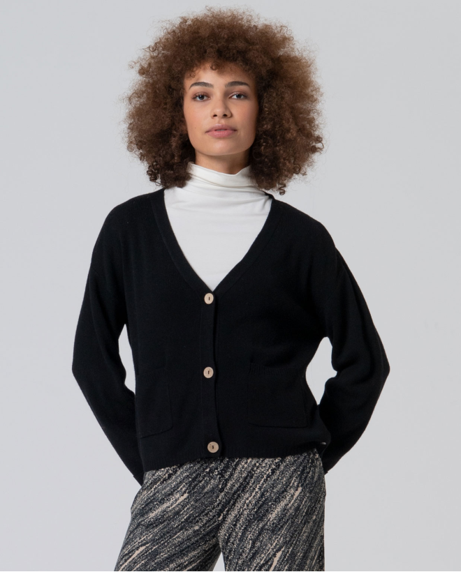 Cardigan ampio in tricot...