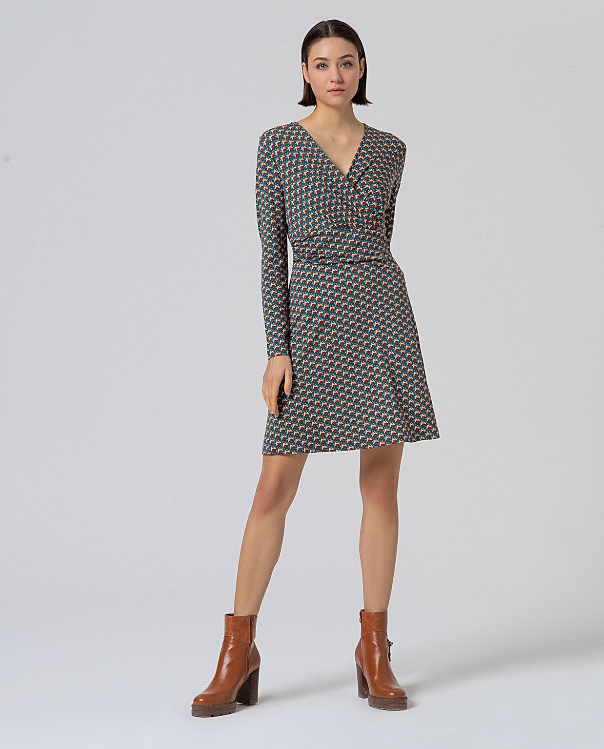 Short elastic crossover dress Bottle Green